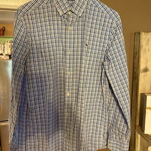 Vineyard Vine button up polo size small